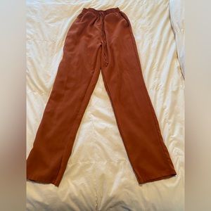 Stylish Pre-Owned Orange Drawstring Missguided Pants – Limited Edition